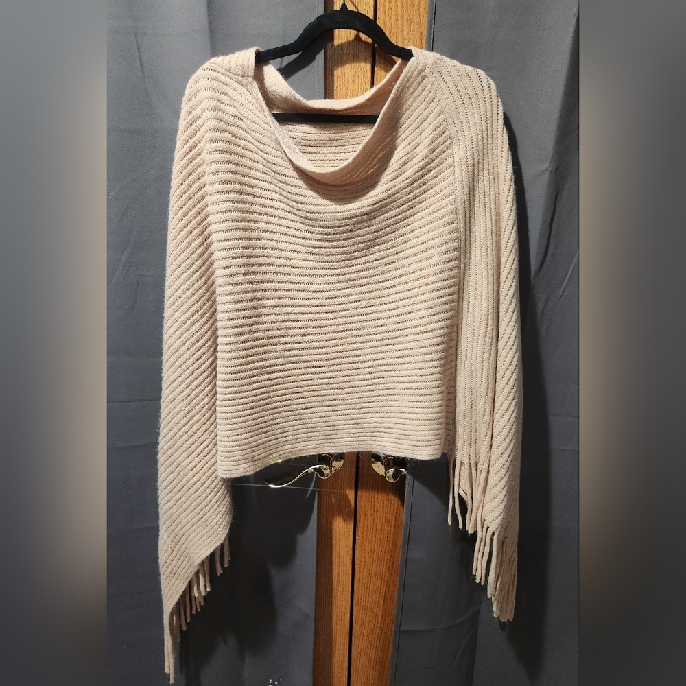 Elegant Cream Women's Knit Ponco Shawl with Fringe